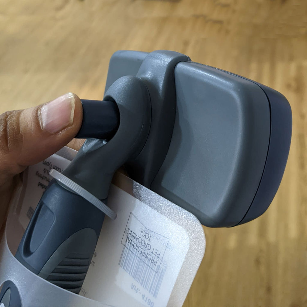 Self Cleaning Slicker Brush for Dogs and Cats